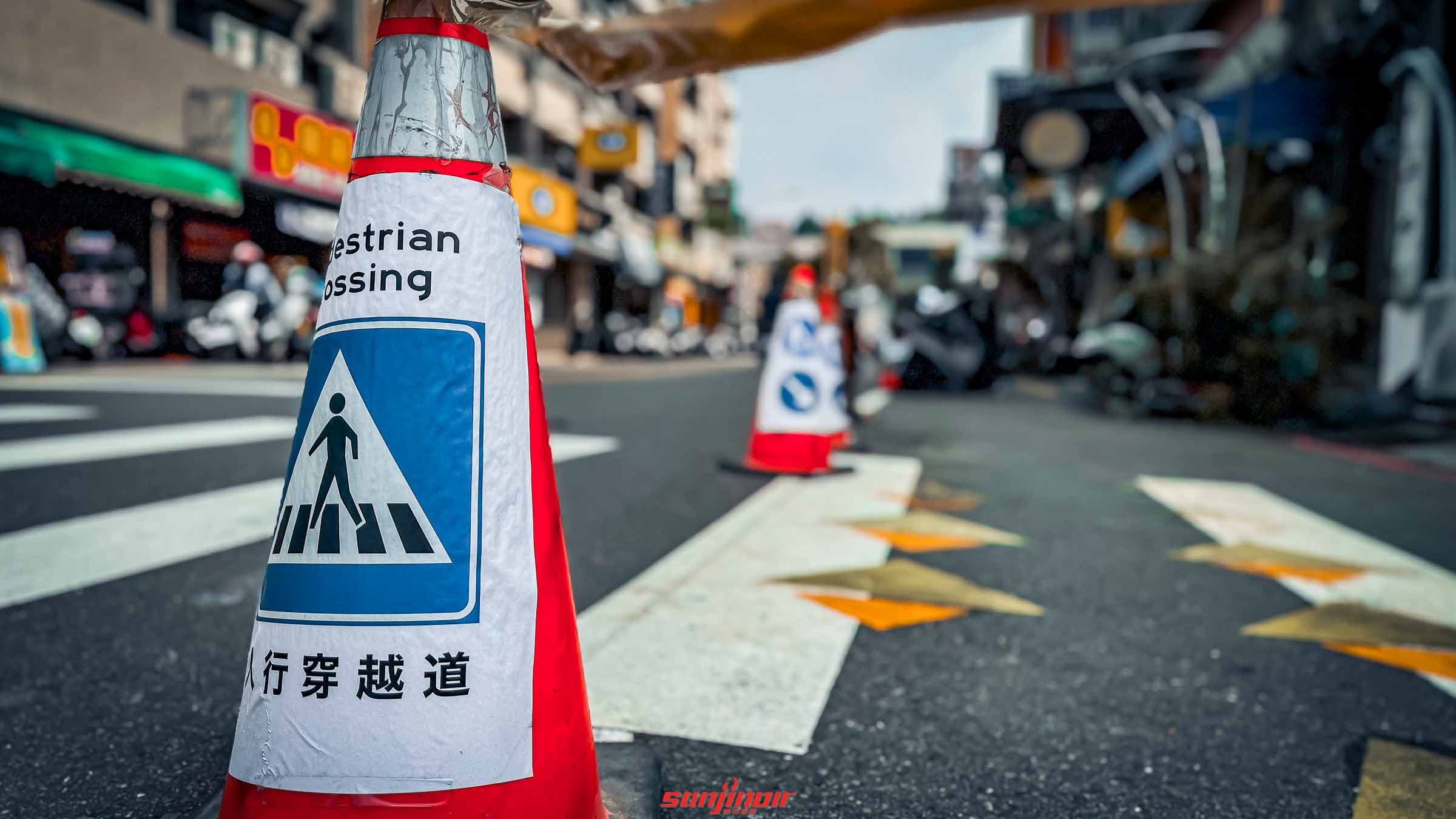 一週後，我們緬懷彰師大前的「便當街趴替」進德路人行道實驗