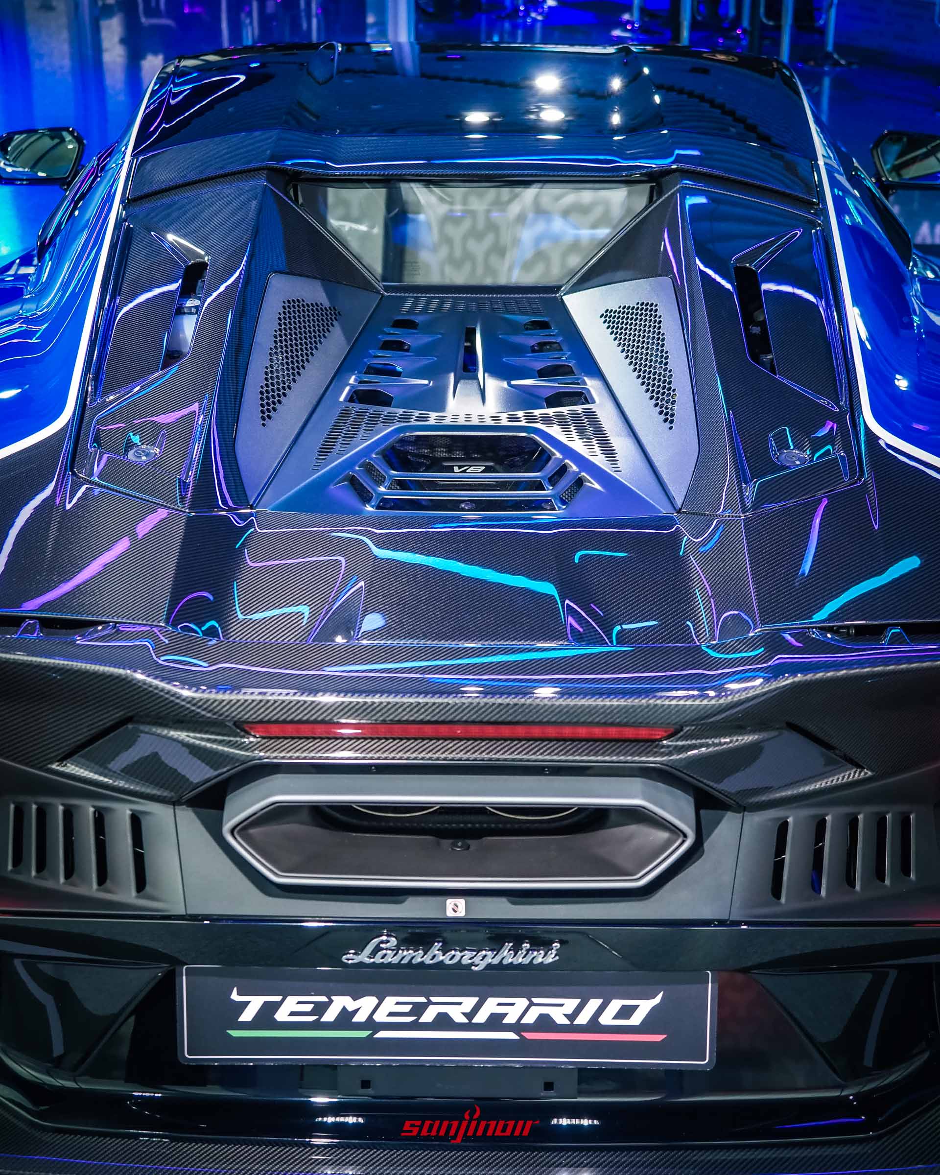 Lamborghini L634 V8 雙渦輪增壓引擎結構與平面曲軸設計