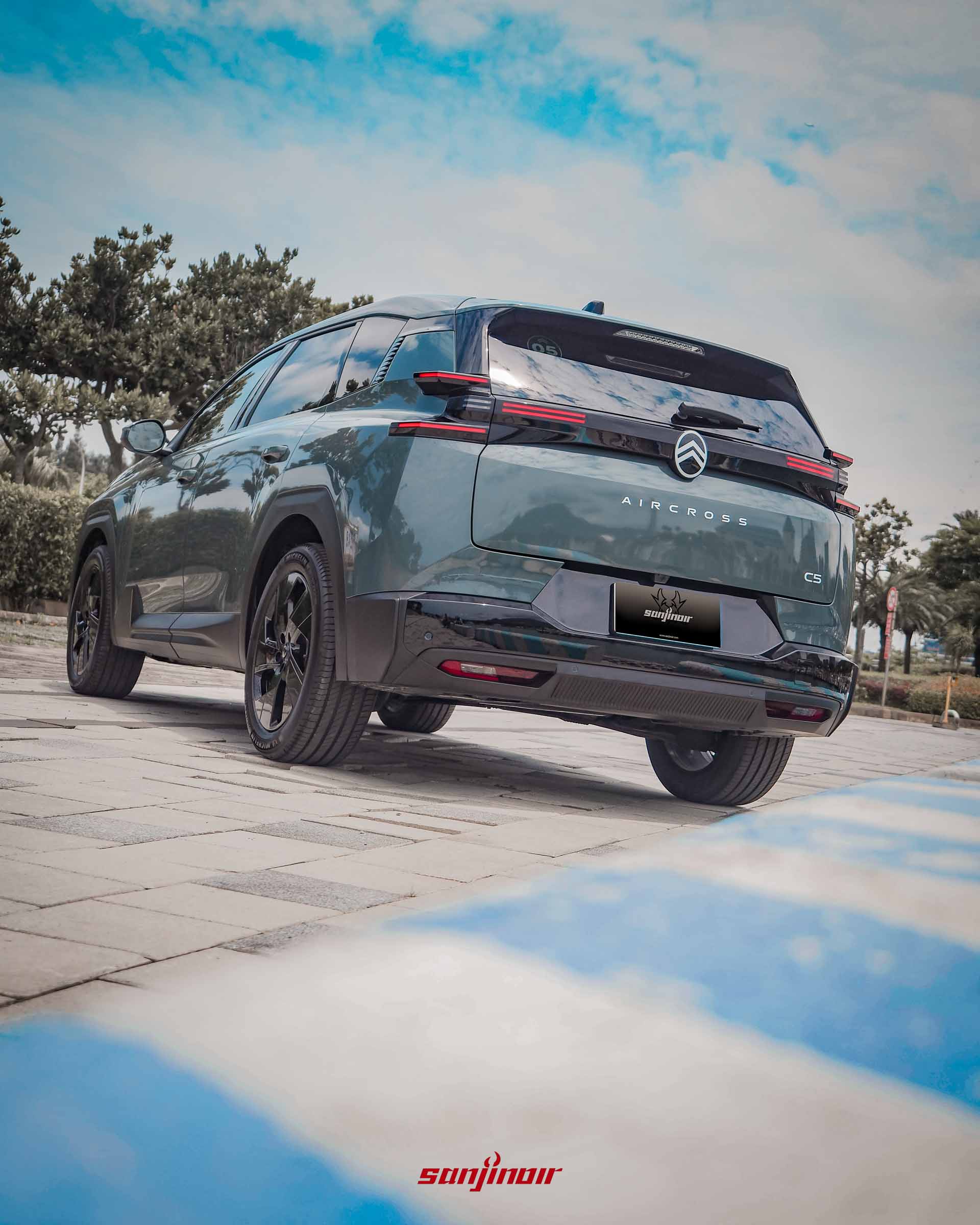 2026 CITROËN C5 Aircross車尾斜角視覺與尾燈設計。