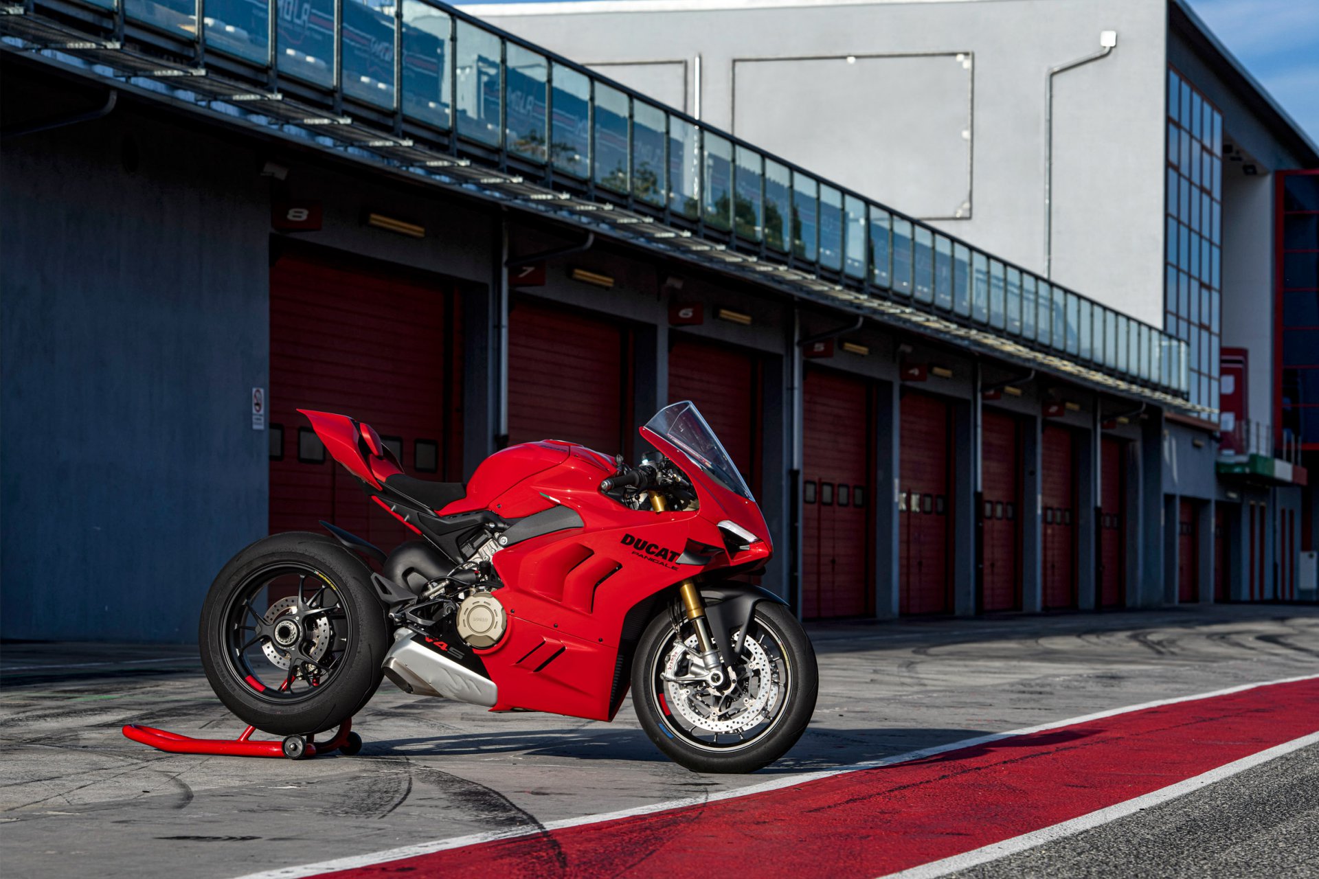 1. Panigale V4 S