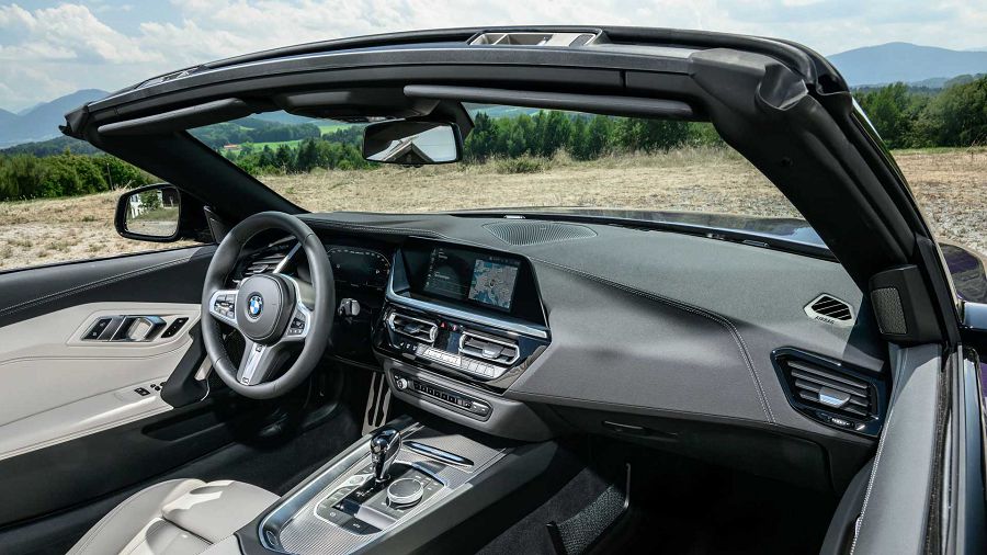 BMW發表小幅拉皮外觀與更多配備的小改款2023 Z4