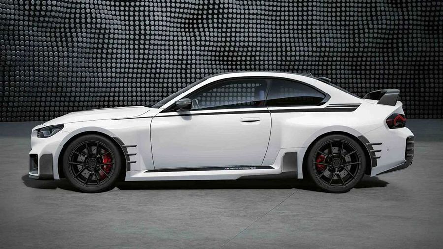 2023 BMW M2 在 M Performance Parts 精品上身之後高調到不行