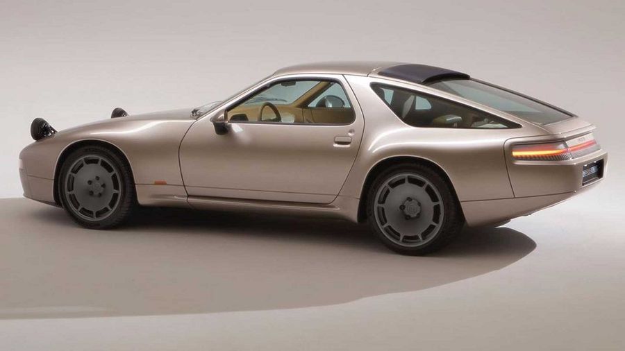 Porsche 928 Restomod　以碳纖維車體浴火重生