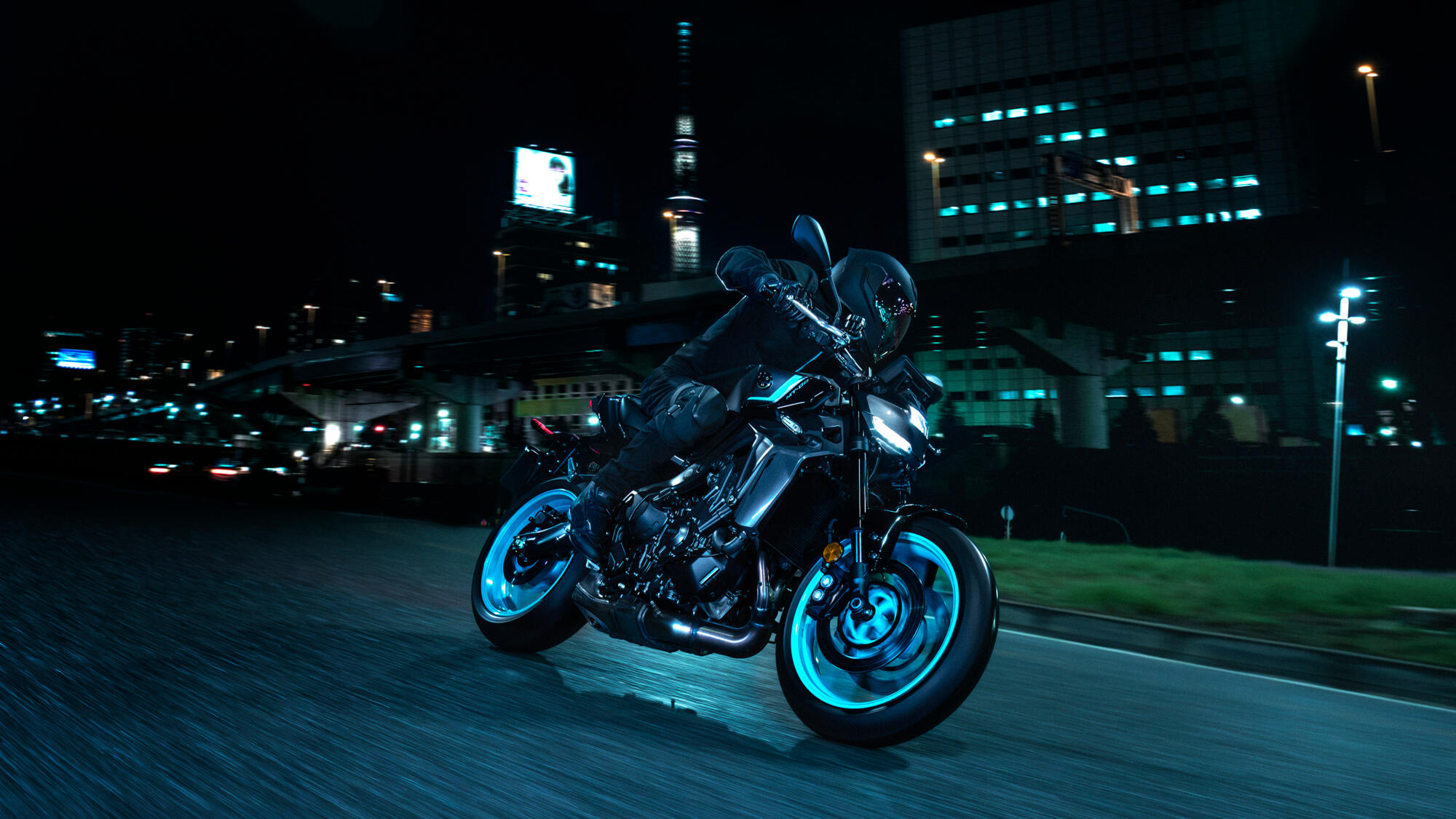 釋放黑闇！最中二的科幻三缸2024 Yamaha MT-09於米蘭車展前公開！