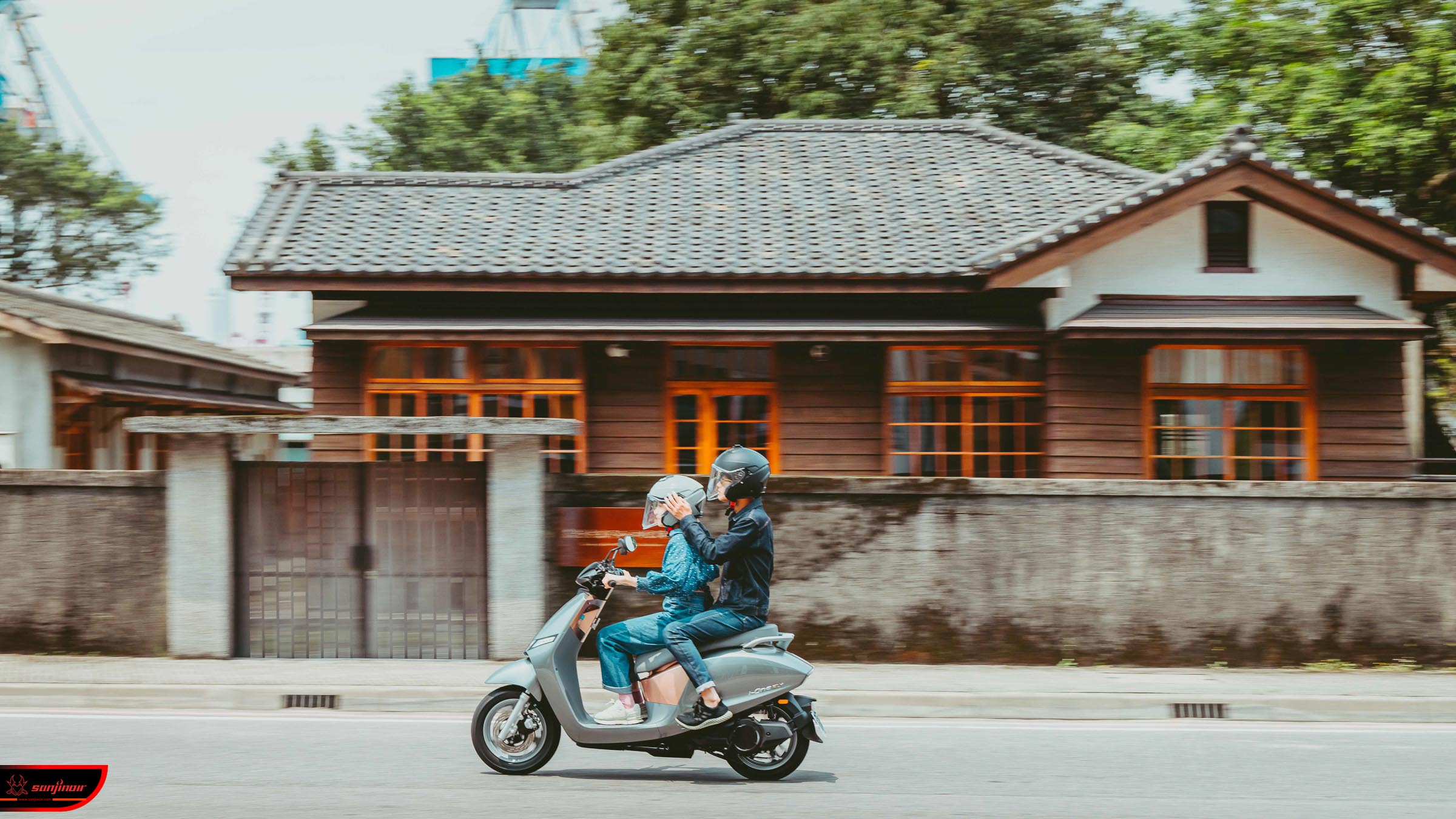 侍旅行｜ 基隆　悠遊山海之間以超長續航體驗KYMCO iONEX i-One Fly的國民實用美學