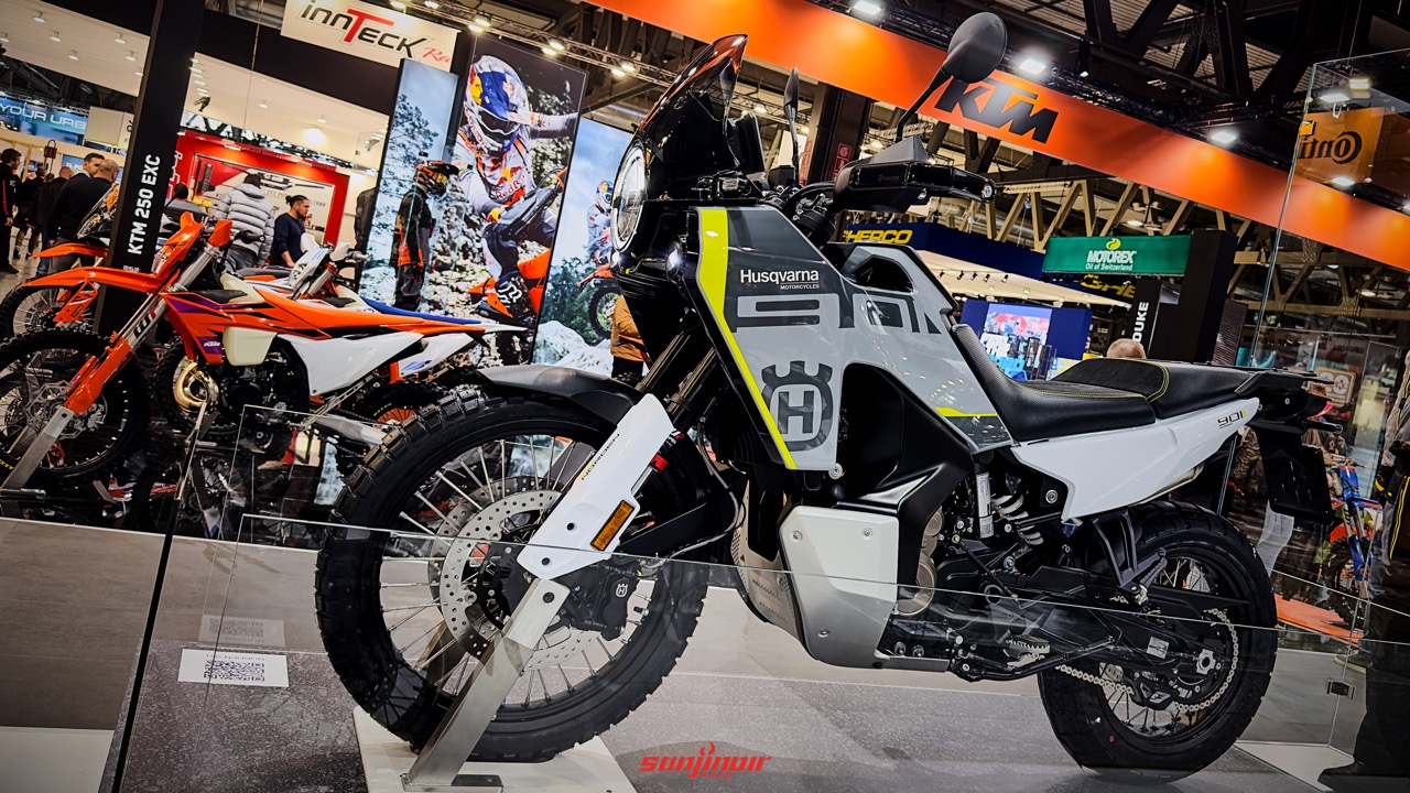 23eicma Husq001