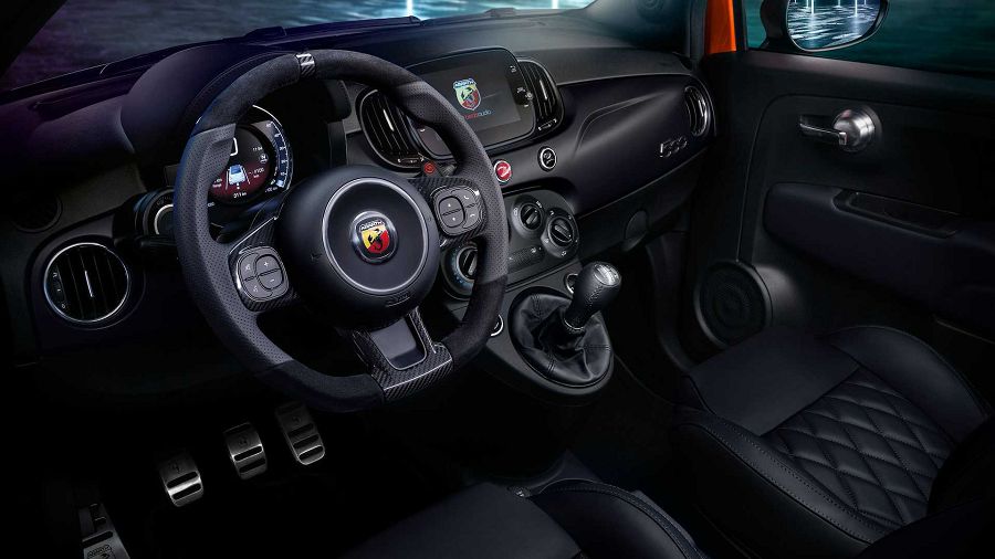 2023 Abarth 595與695　獲得了紀念性質的歷史彩繪主題