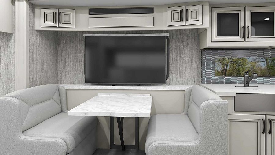 Frontier GTX豪華車屋　可同時滿足假期與戶外辦公需求
