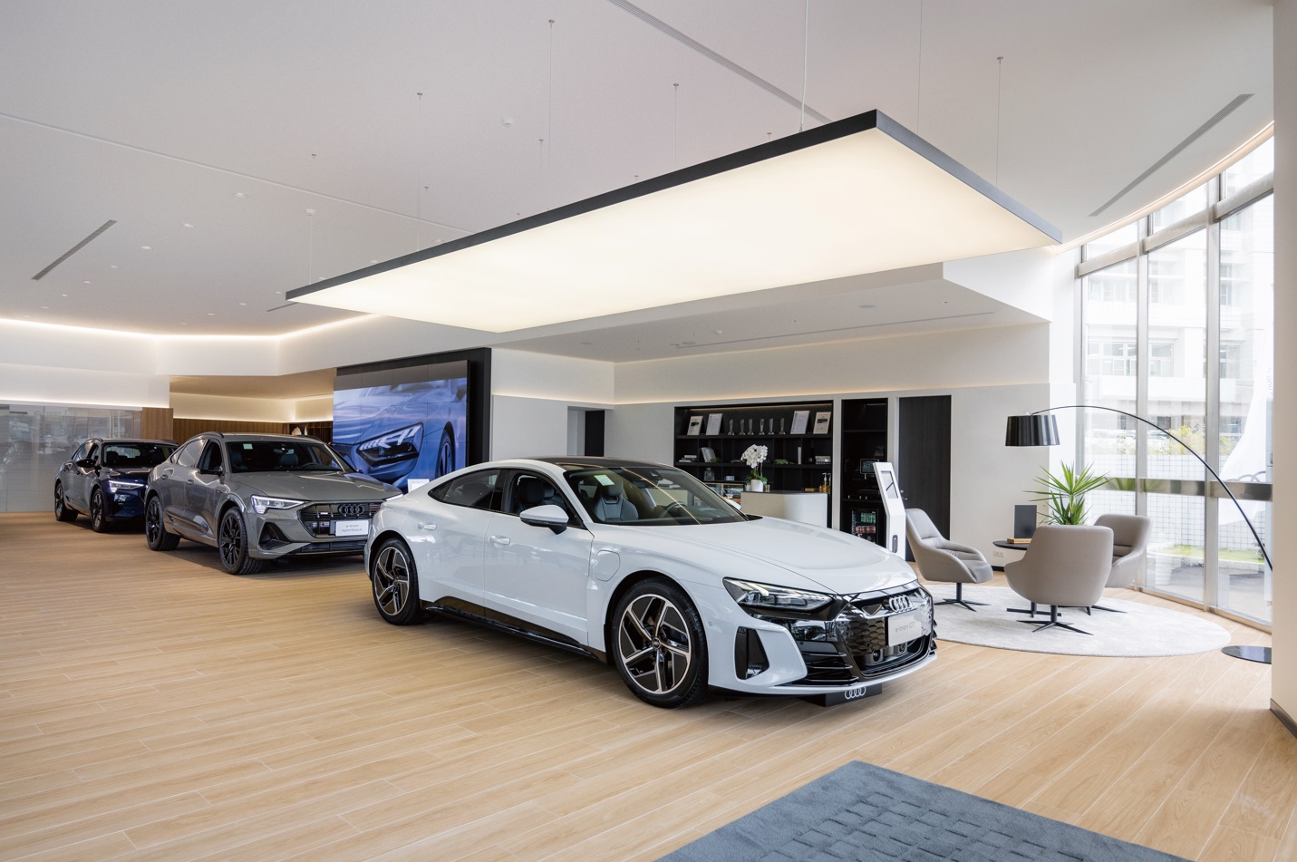 Audi南港展示中心可展6部新車，其中更有專屬展車區