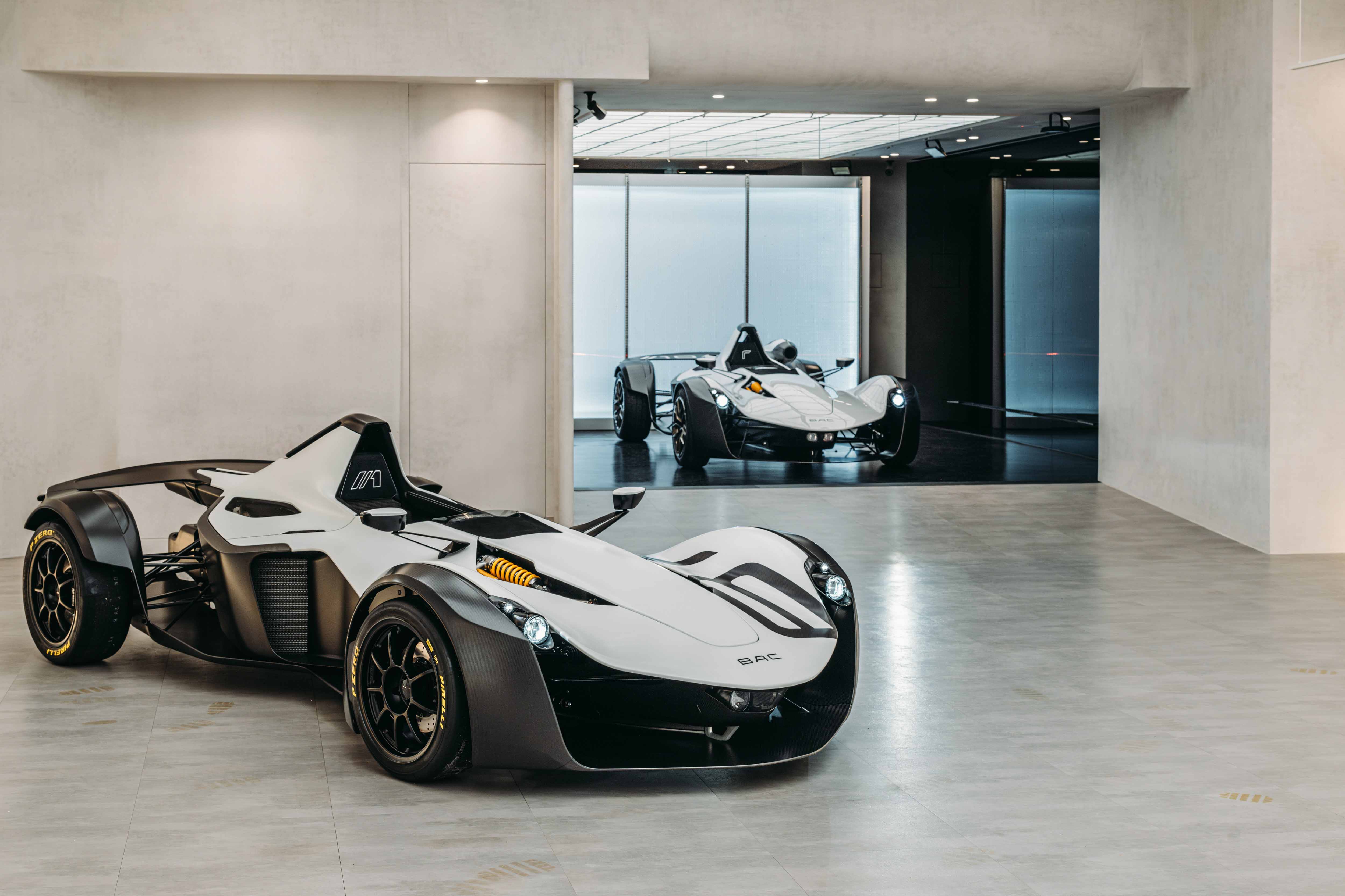 Bac Mono 16