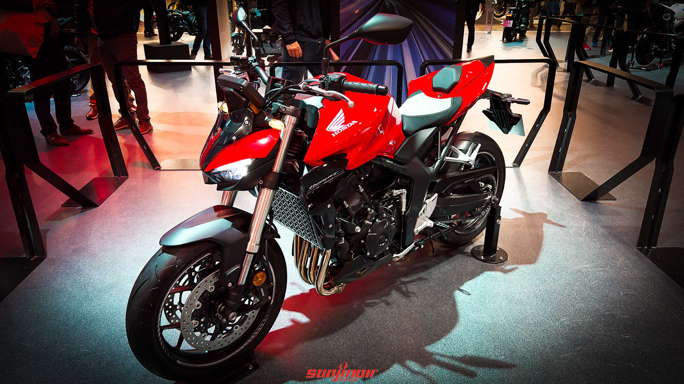 2023米蘭車展現場：進擊的本田？Honda首發CB1000 Hornet、CB650R E-Clutch等新車款上陣！