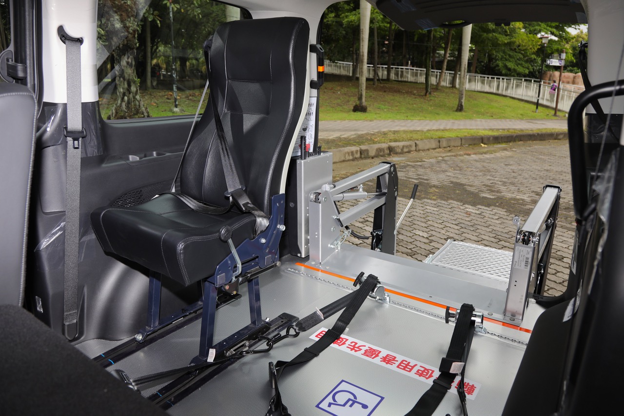 Hyundai Staria推出福祉車 障礙出行新 (5)