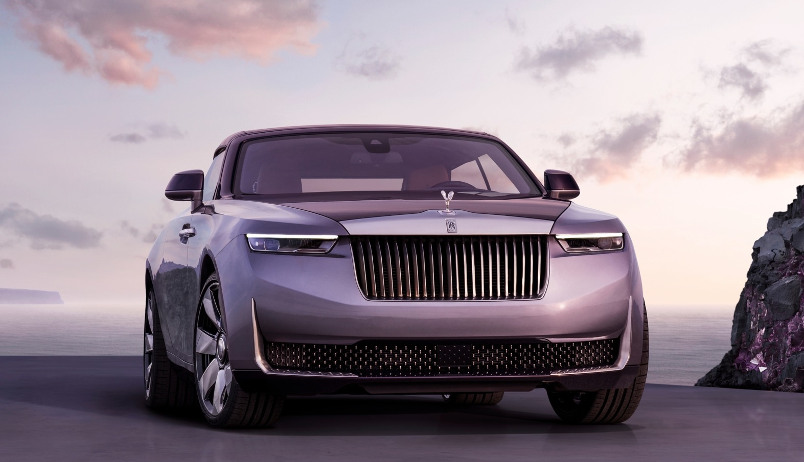 P90519972 Lowres Rolls Royce Amethyst