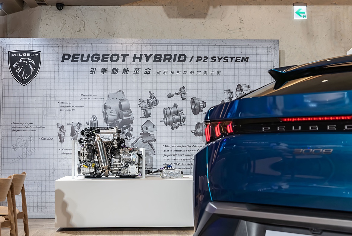 Peugeot 3008 5008 02