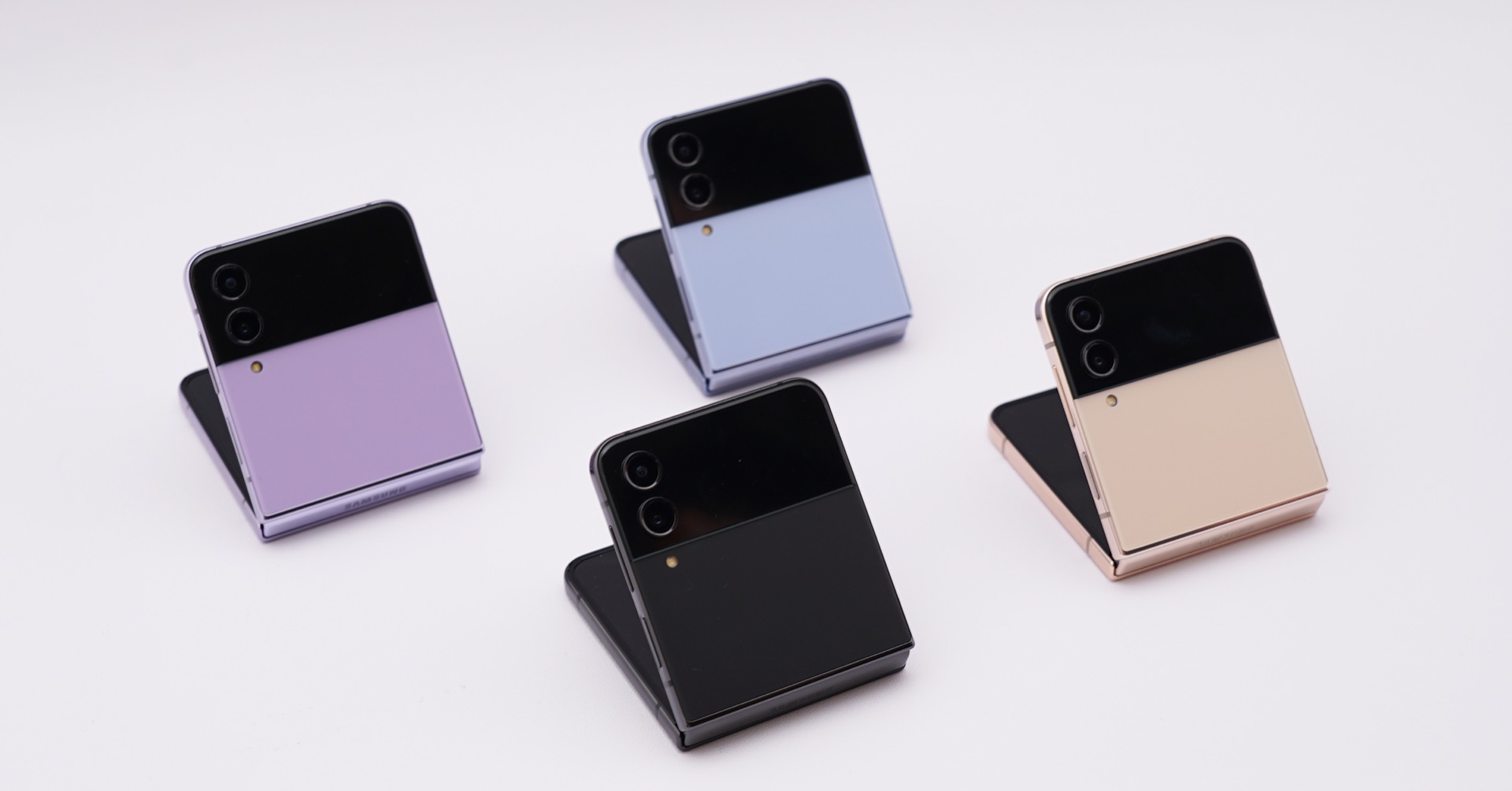 Samsung Galaxy Z Flip4 2