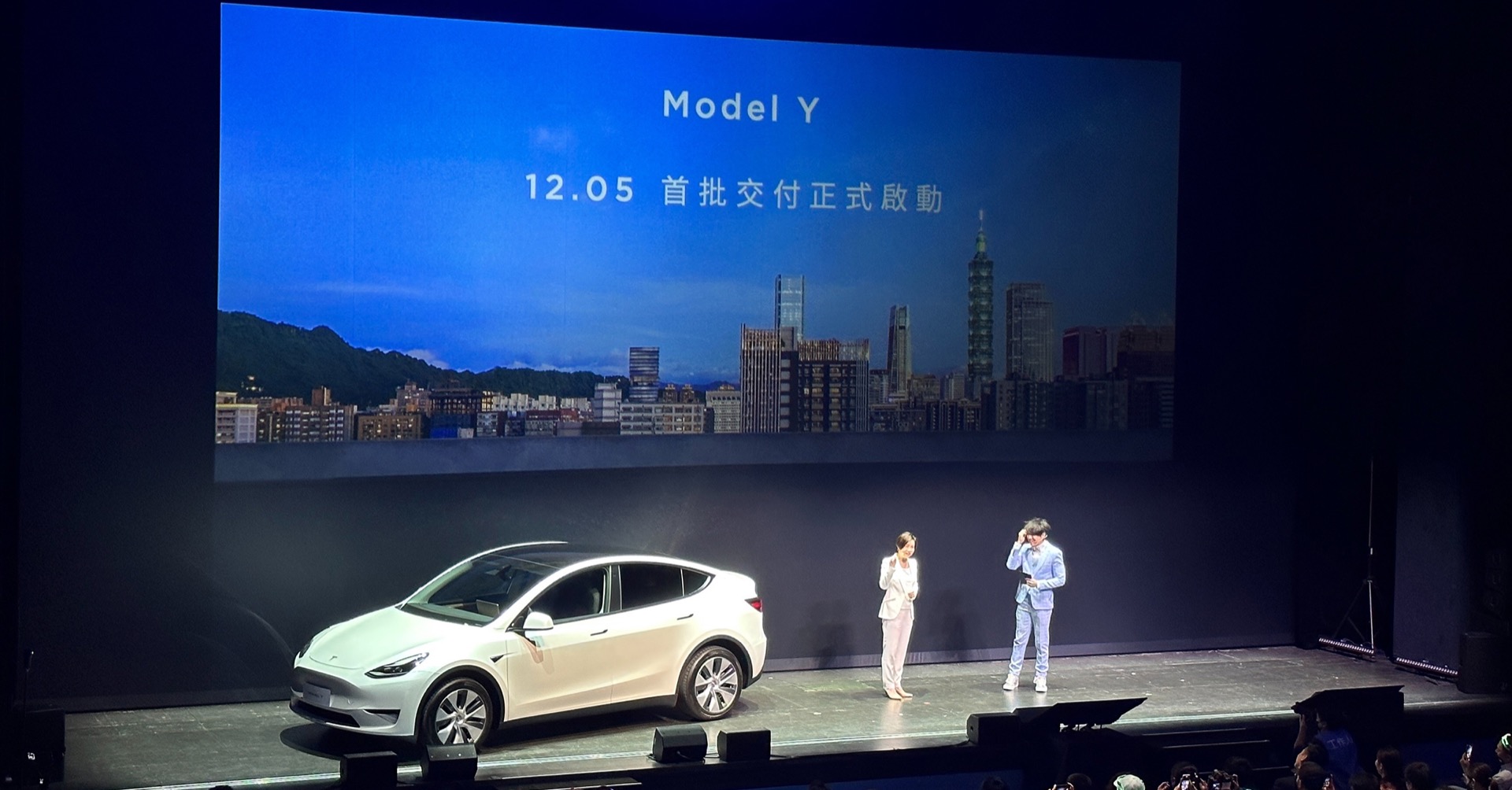 Tesla Model Y 首批交付訂於 12 月 5 日