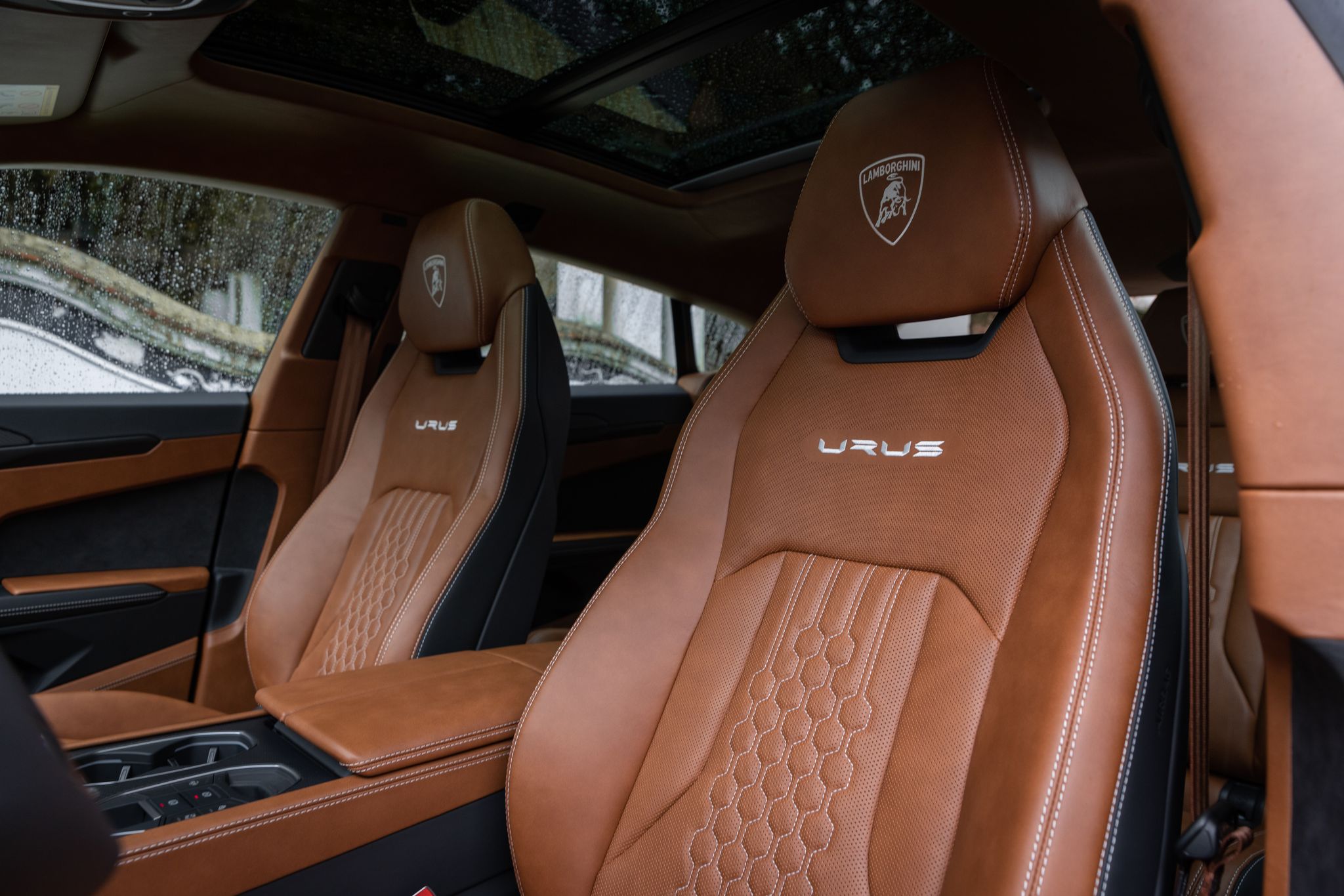 再造極致風範、奢華舒適 全新Lamborghini Urus S抵臺亮相