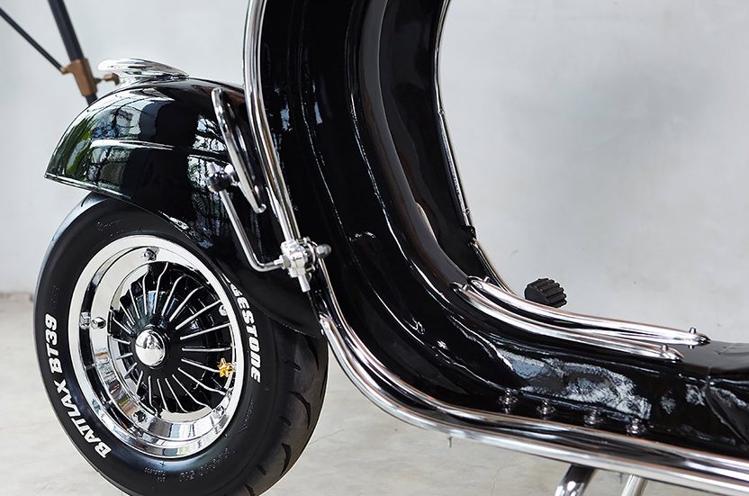 Custom Vespa Scooter 4
