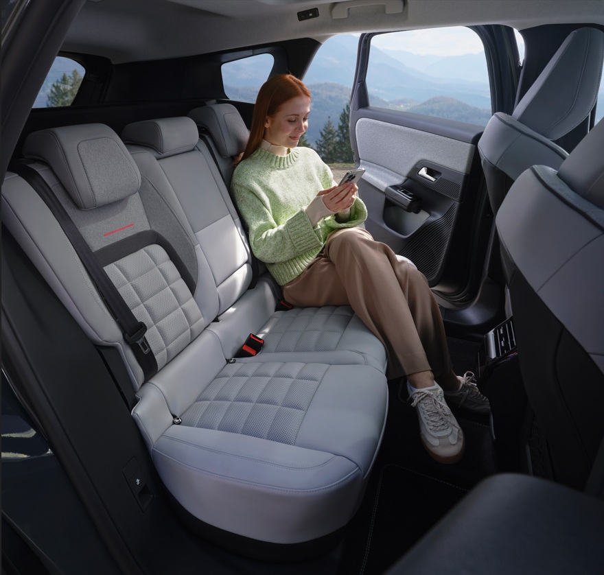 全新 CITROËN C5 AIRCROSS 與 PEUGEOT 5008 現身衛武營