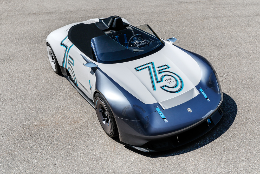 極致純粹與e-performance的完美結合：保時捷全新 Vision 357 Speedster