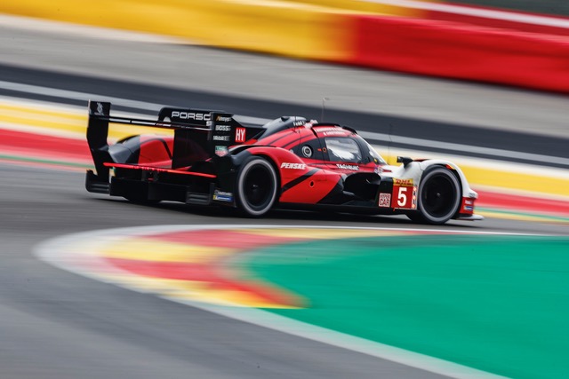 Porsche Penske Motorsport 車隊首次公開特殊塗裝 963 賽車