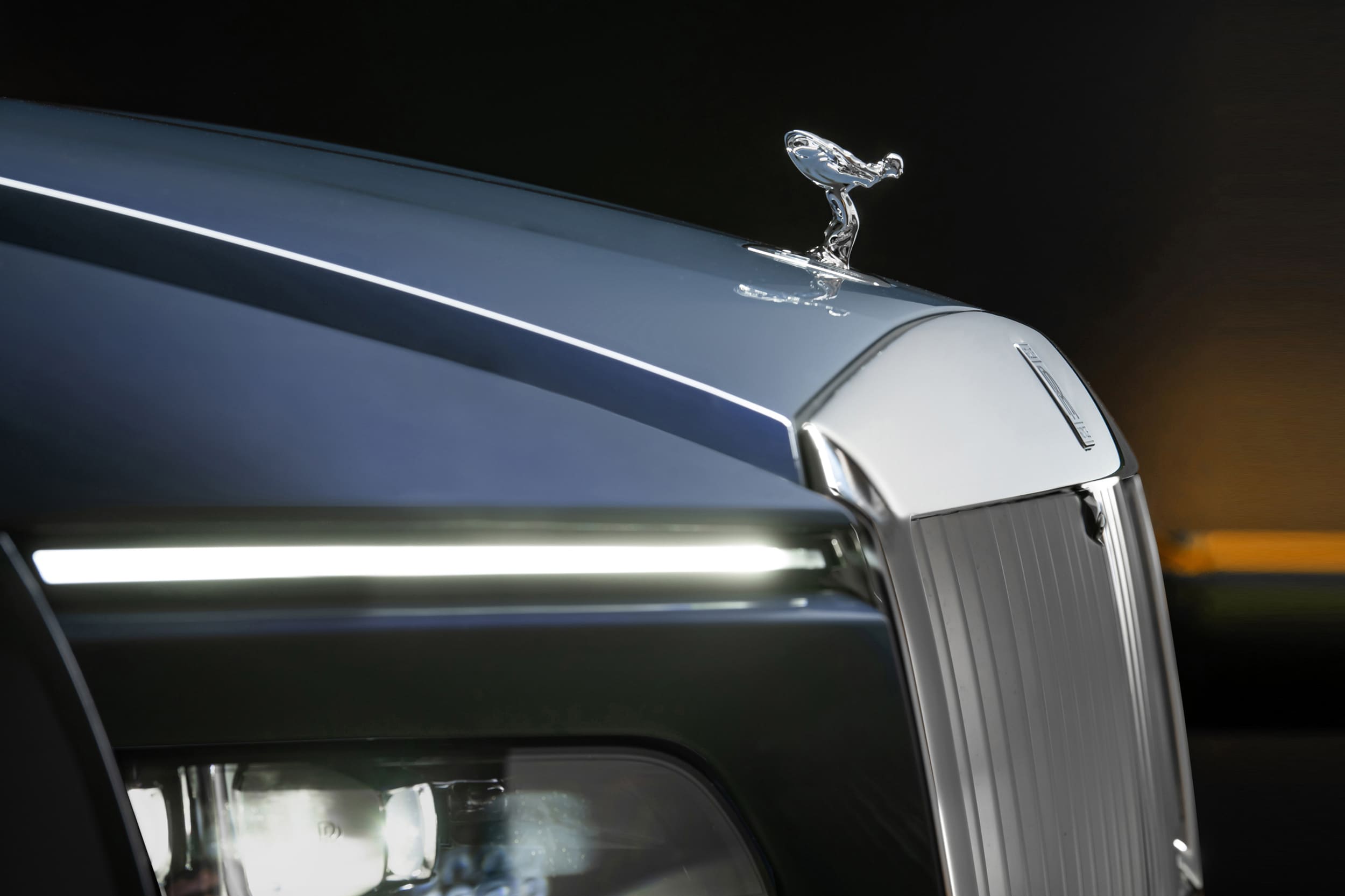 純電奢華巔峰 Rolls-Royce Spectre 售價 2,492.6 萬起
