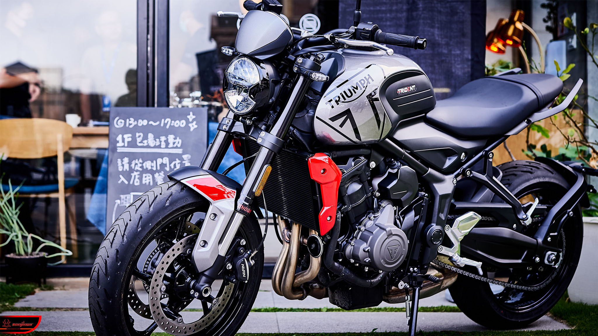 在台上陣|輕奢特務Triumph Trident 660正式發表!